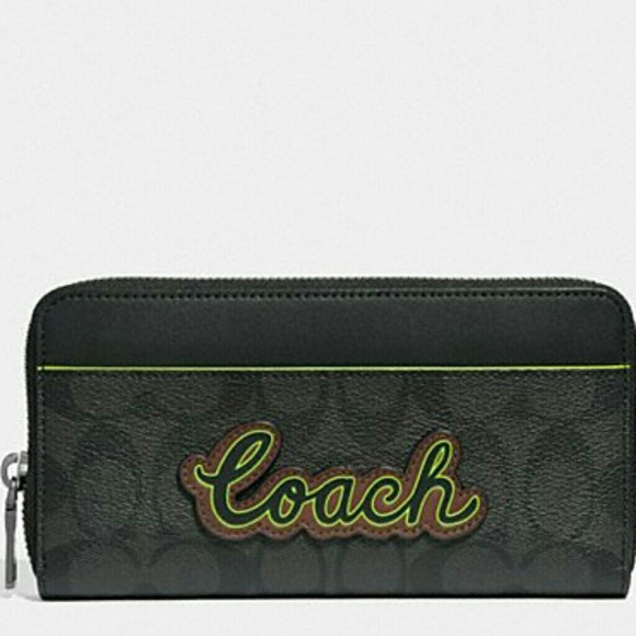 💰NEW●AUTHENTIC COACH ACCORDION WALLET📌✔️ - Picture 2 of 8